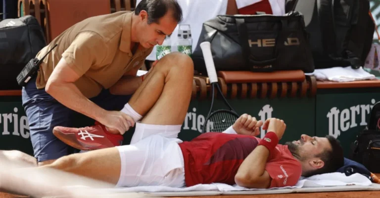 novak-djokovic-forced-to-withdraw-from-french-open-with-knee-injury