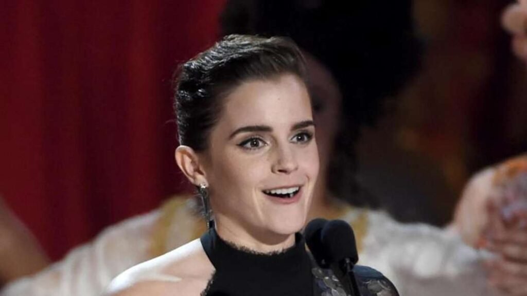 2413500-emma-watson-wurde-bei-den-mtv-movie-and-tv-awards-als-beste-schauspielerin-ausgezeichnet-foto-chris-pizzello-Ufe