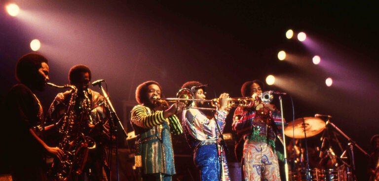 Earth_Wind_and_Fire