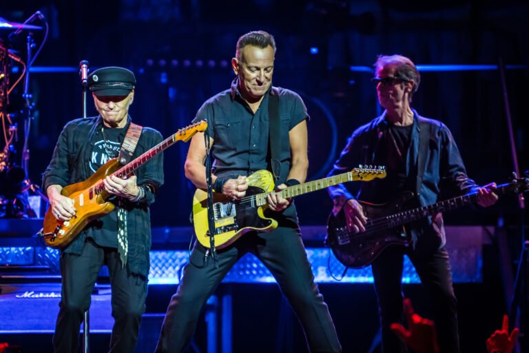 Bruce-Springsteen-Tour-Opener