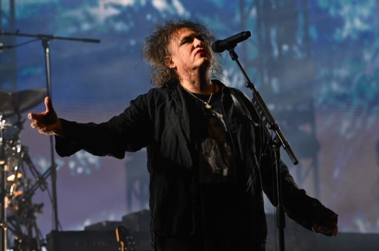 Robert-Smith-of-The-Cure-riot-fest-23-uhsao-billboard-1548