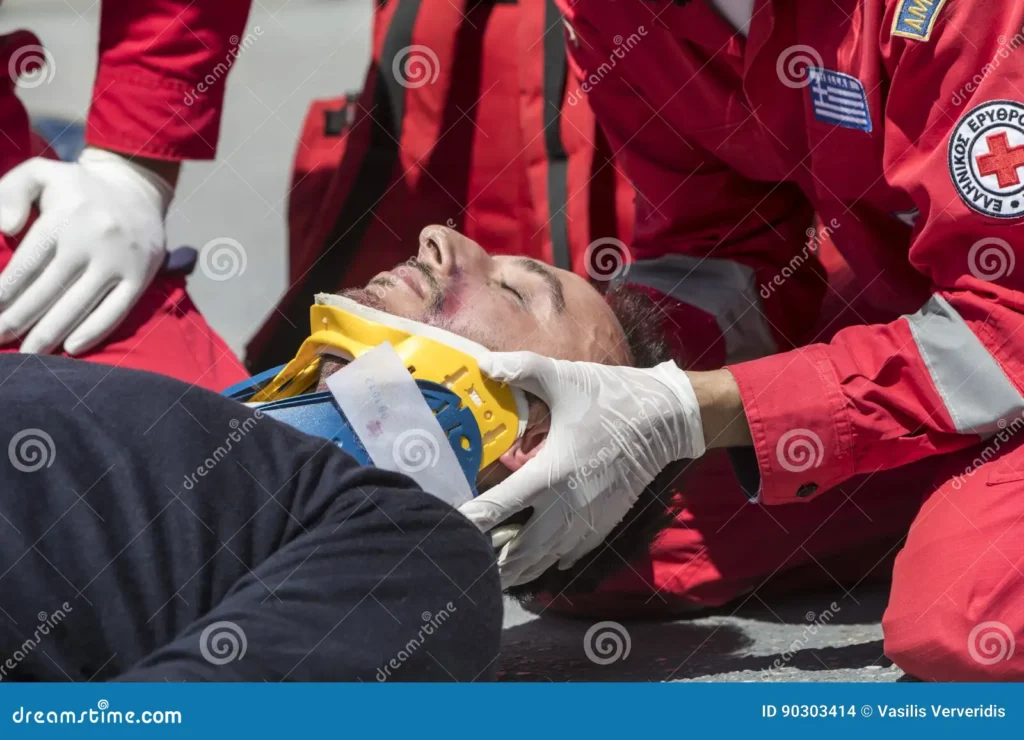 first-aid-victim-liberation-car-accident-thessaloniki-greece-april-helmet-removal-demonstration-hellenic-red-90303414