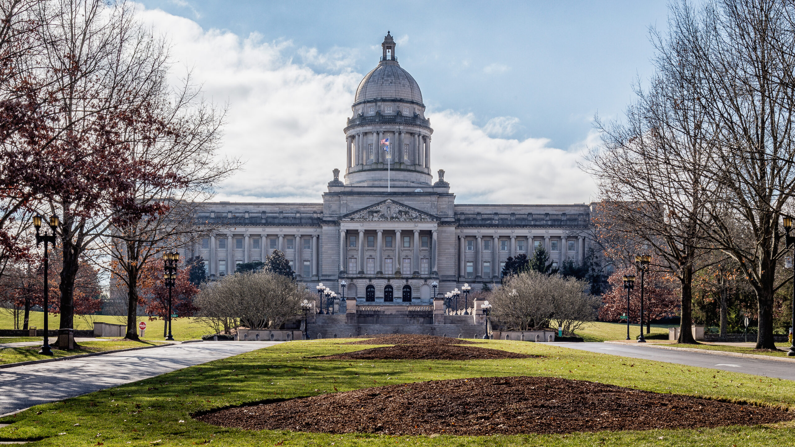 U.S._Route_60_Frankfort,_KY_(23892062134)
