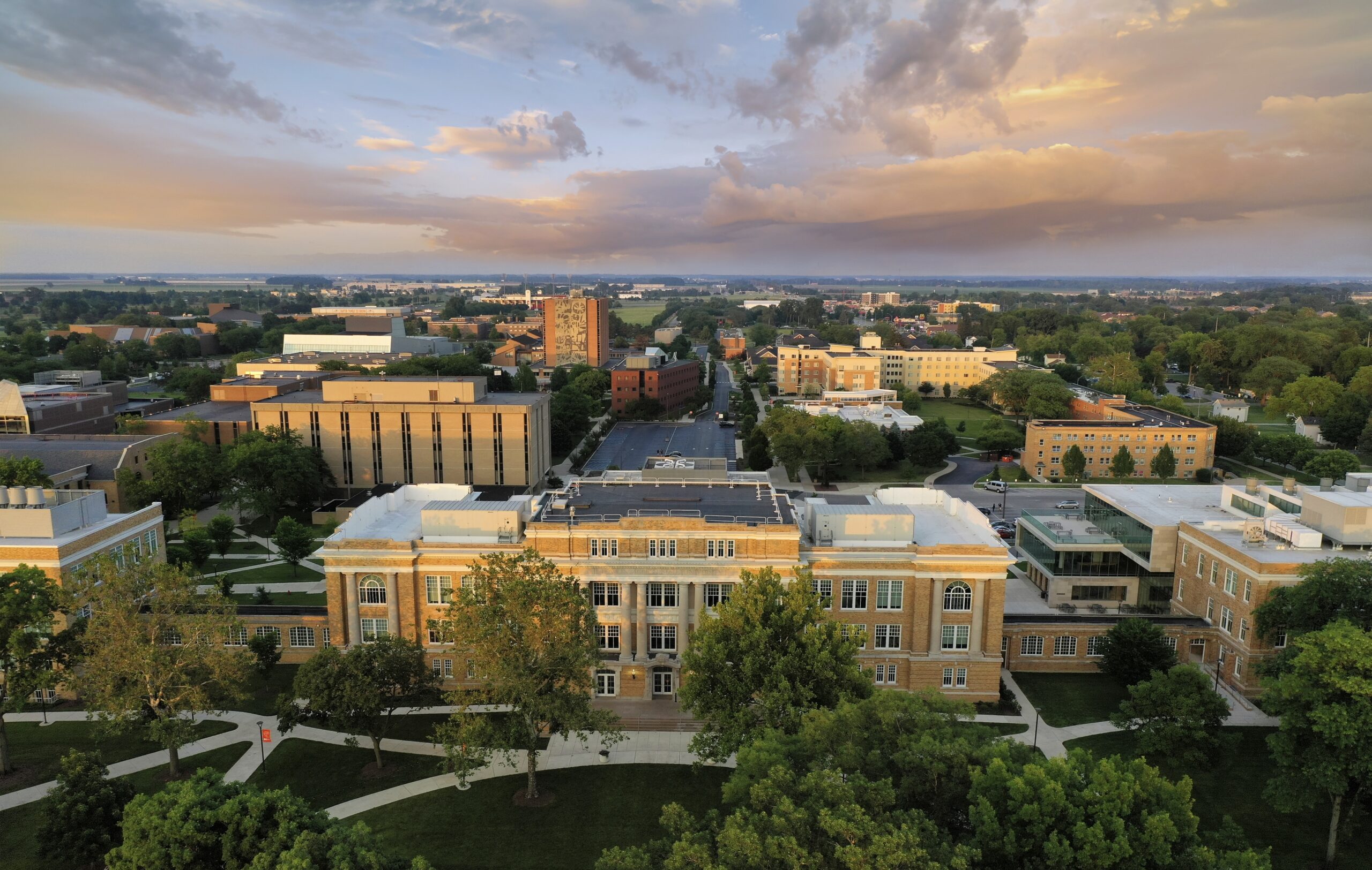 UHall-DJI-0718-4c-f