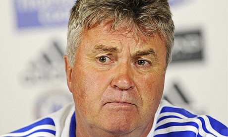 Guus-Hiddink-addresses-ne-002