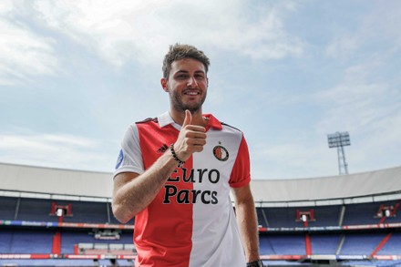 forward-santiago-gimenez-poses-during-his-presentation-440nw-13057047c