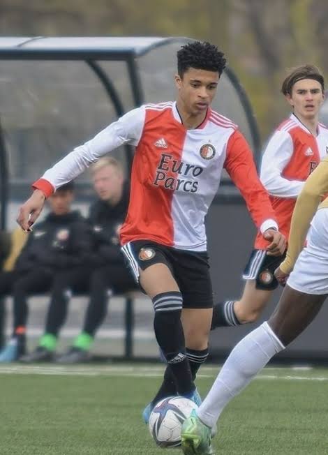 images-2025-12-18T172219.432